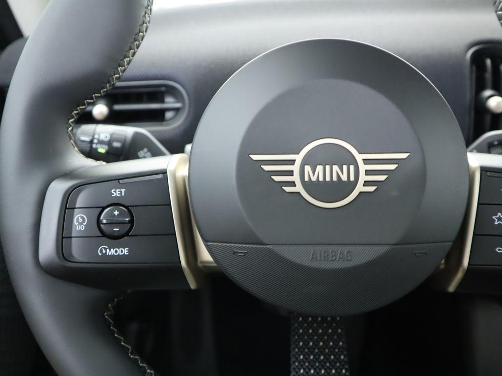 used 2025 MINI Hardtop car, priced at $30,922