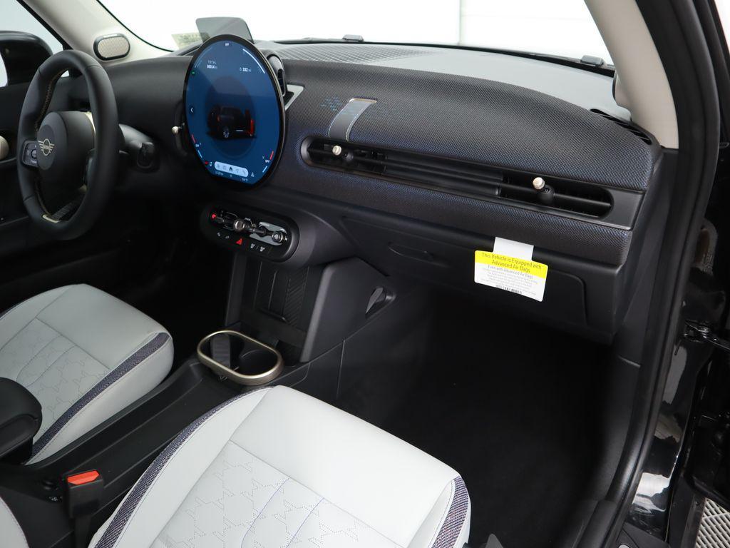 used 2025 MINI Hardtop car, priced at $30,922