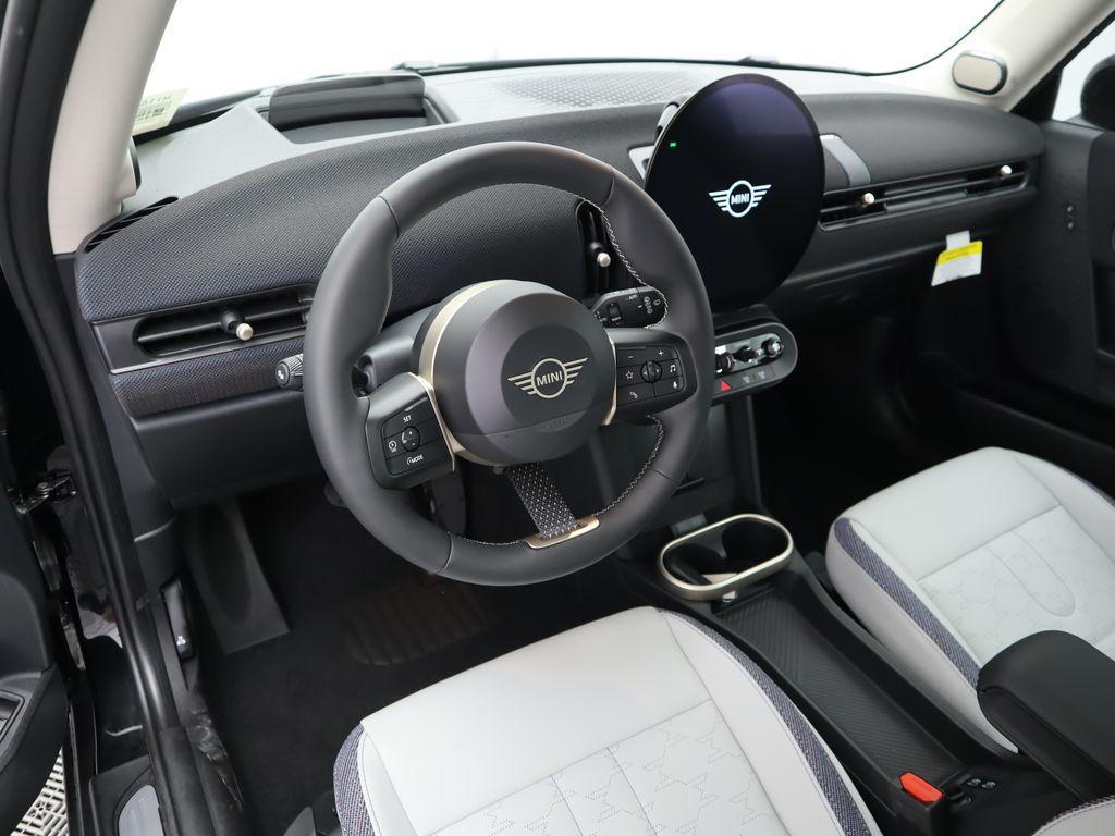 used 2025 MINI Hardtop car, priced at $30,922