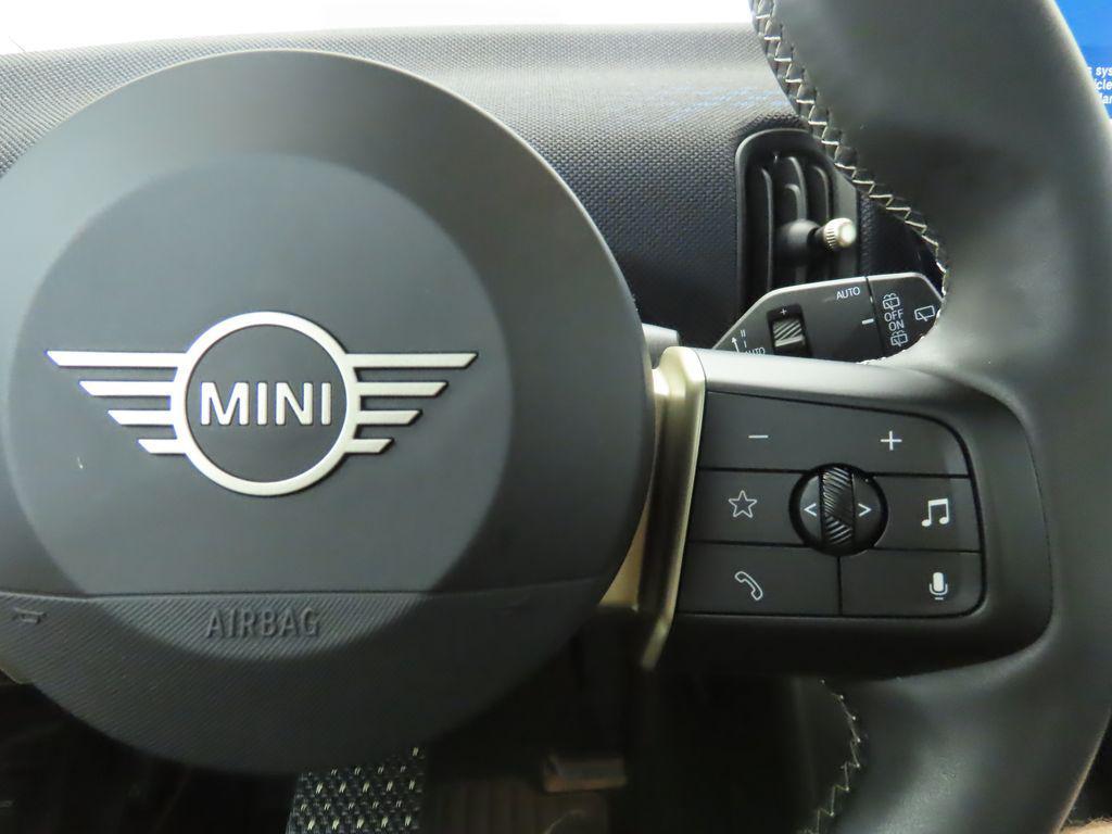 used 2025 MINI Hardtop car, priced at $28,742