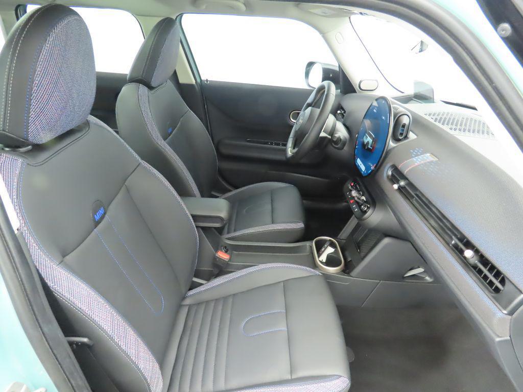 used 2025 MINI Hardtop car, priced at $28,742