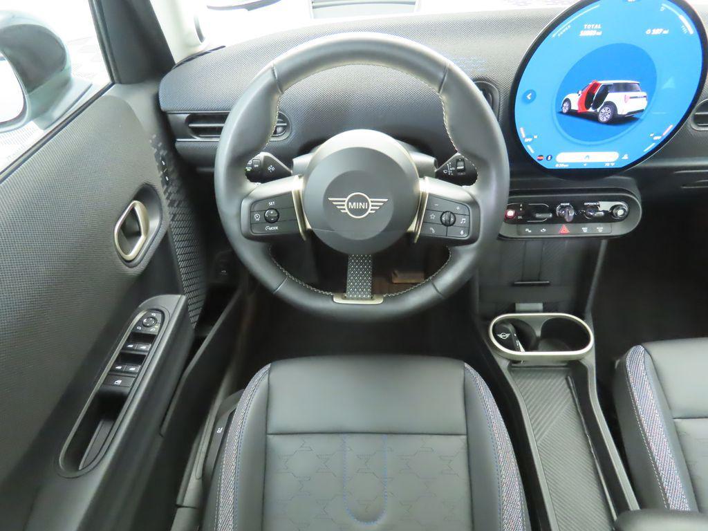 used 2025 MINI Hardtop car, priced at $28,742