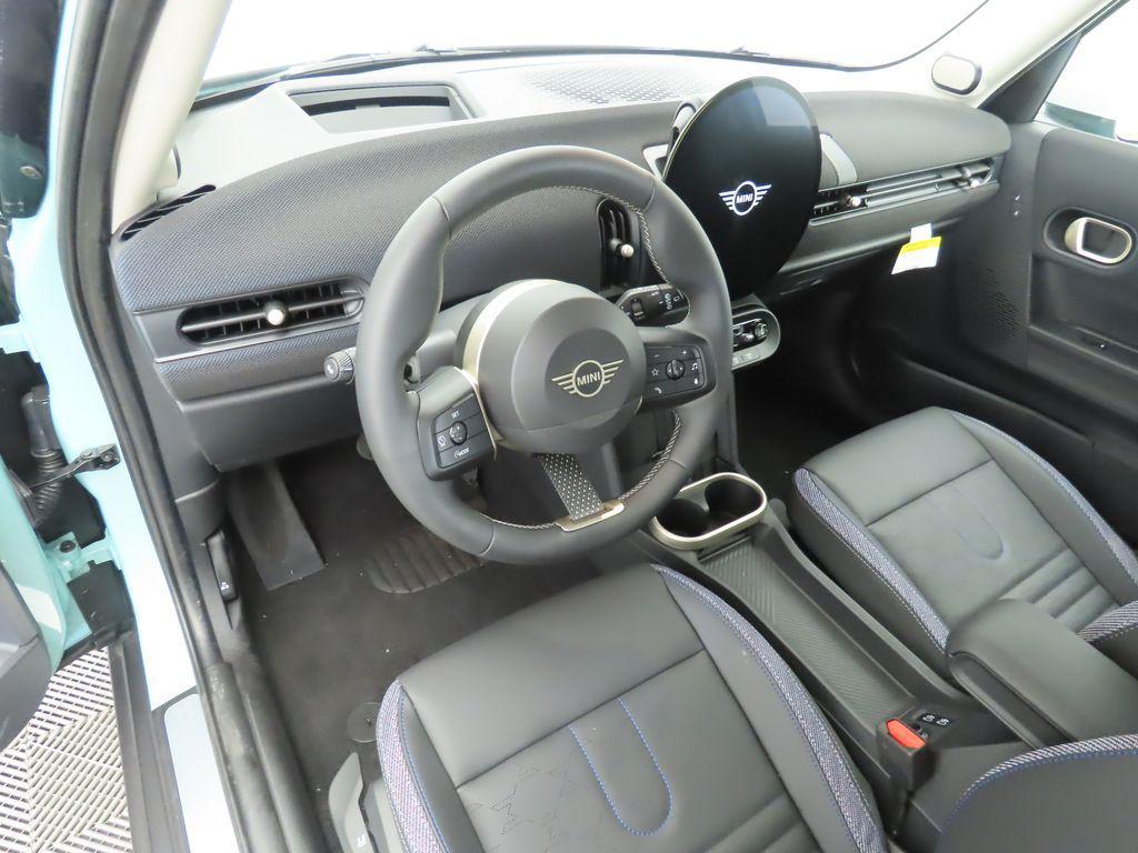 new 2025 MINI Hardtop car, priced at $38,715