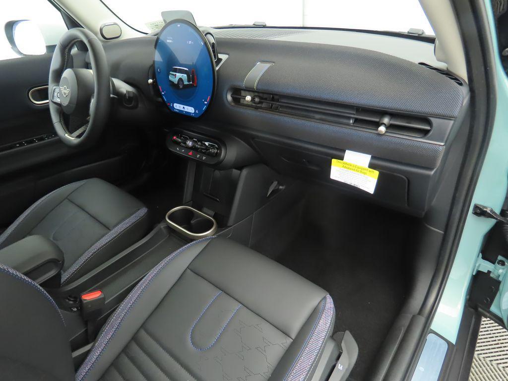 new 2025 MINI Hardtop car, priced at $38,715