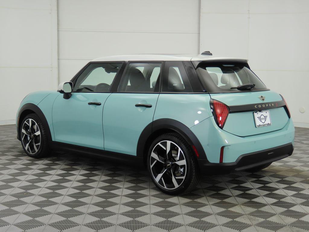 new 2025 MINI Hardtop car, priced at $38,715