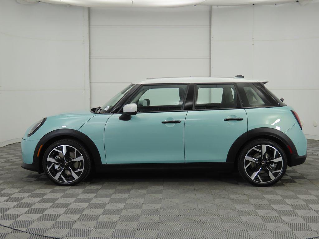 new 2025 MINI Hardtop car, priced at $38,715