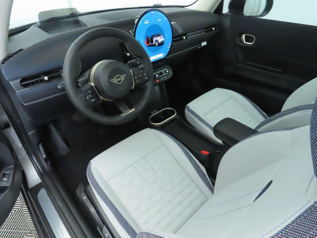 used 2025 MINI Hardtop car, priced at $36,020