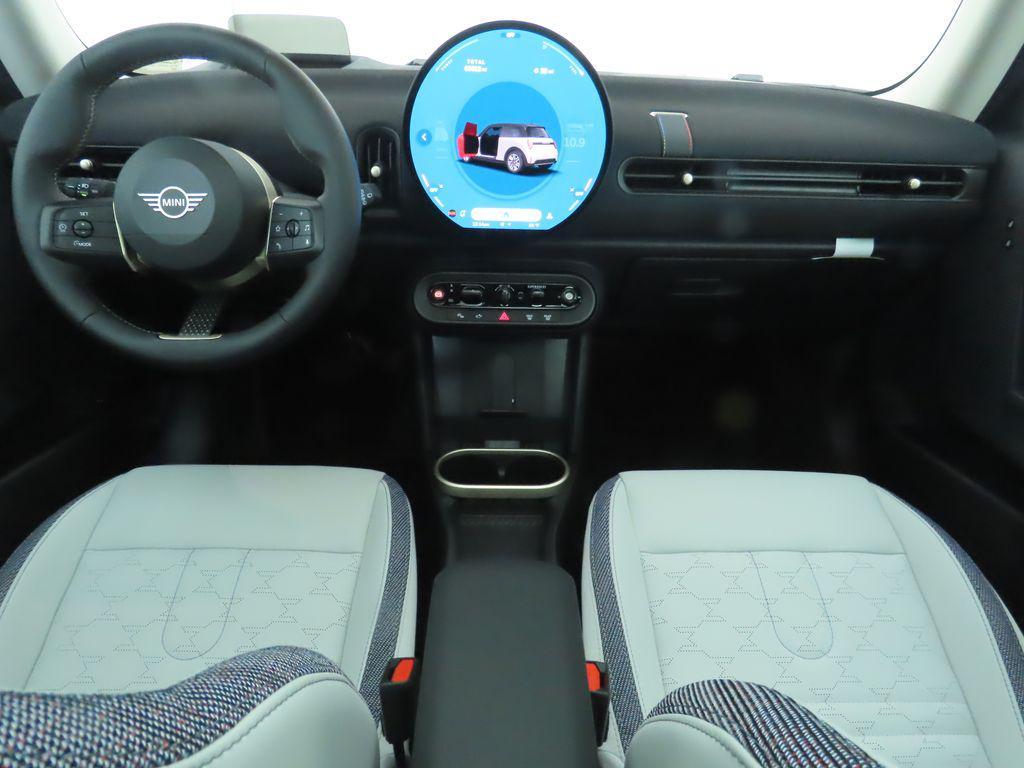 used 2025 MINI Hardtop car, priced at $36,020