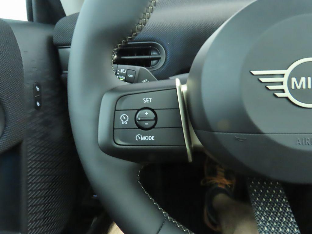 used 2025 MINI Hardtop car, priced at $36,020