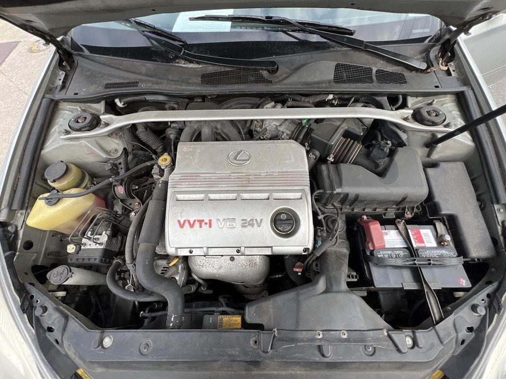 used 2002 Lexus ES 300 car, priced at $8,181
