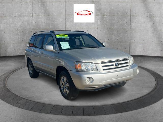 used 2006 Toyota Highlander car, priced at $11,495