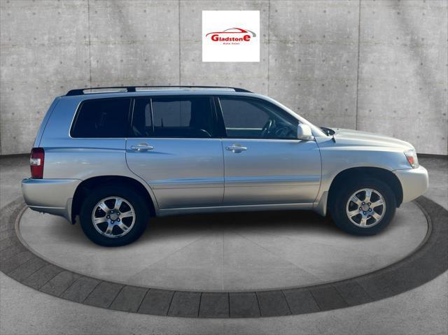 used 2006 Toyota Highlander car, priced at $11,495