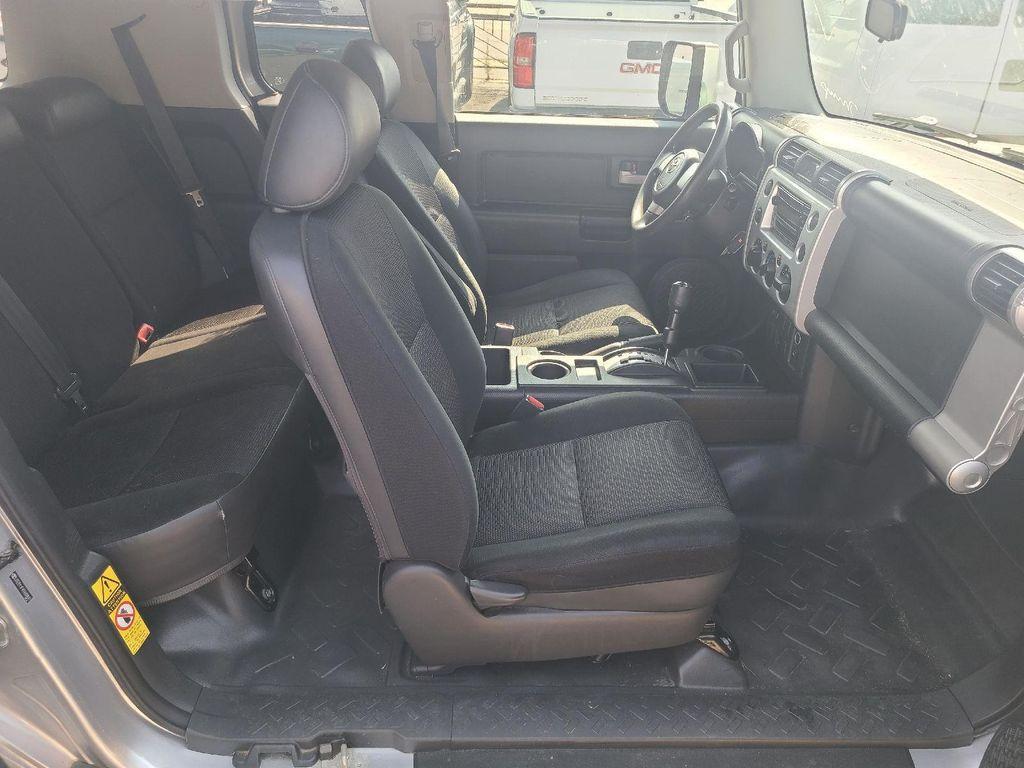 used 2007 Toyota FJ Cruiser car, priced at $8,463