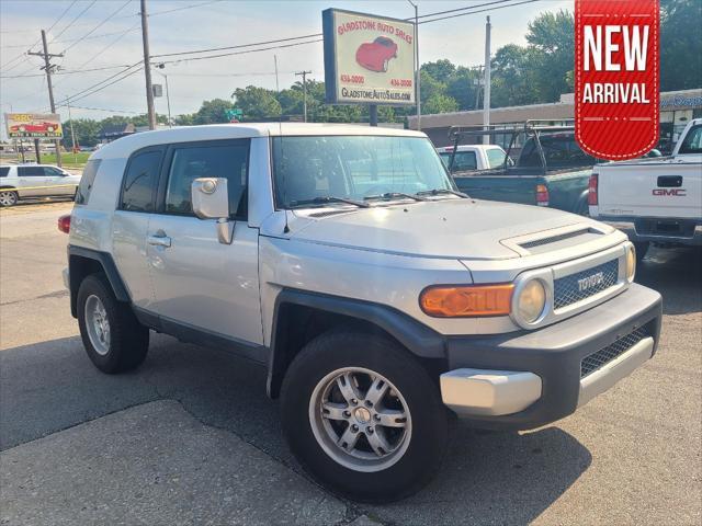 used 2007 Toyota FJ Cruiser car, priced at $8,995