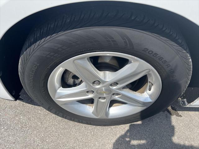 used 2020 Chevrolet Malibu car, priced at $14,581