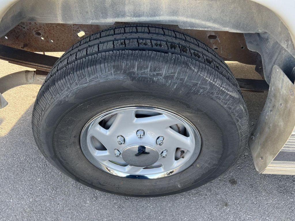 used 2001 Ford E350 Super Duty car, priced at $9,697