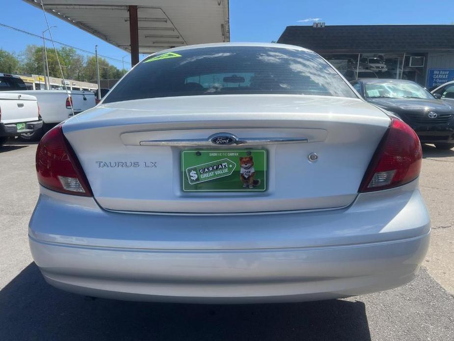 used 2002 Ford Taurus car, priced at $4,995