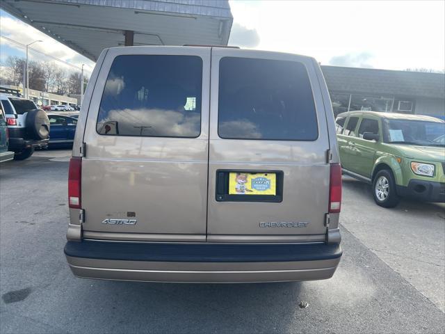 used 2004 Chevrolet Astro car, priced at $10,995