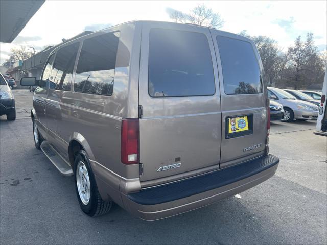 used 2004 Chevrolet Astro car, priced at $10,995