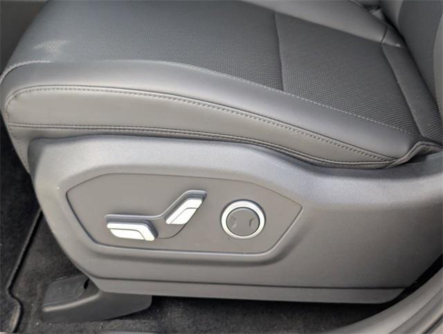 new 2025 Hyundai Santa Fe car, priced at $36,040