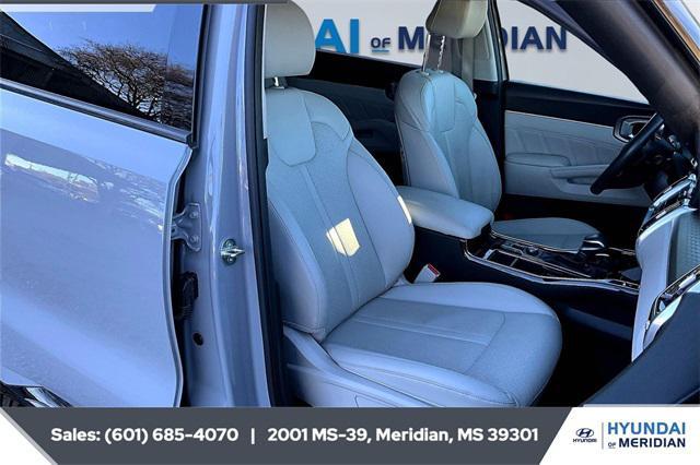 used 2023 Kia Sorento car, priced at $29,192