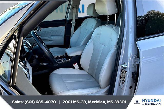 used 2023 Kia Sorento car, priced at $29,192