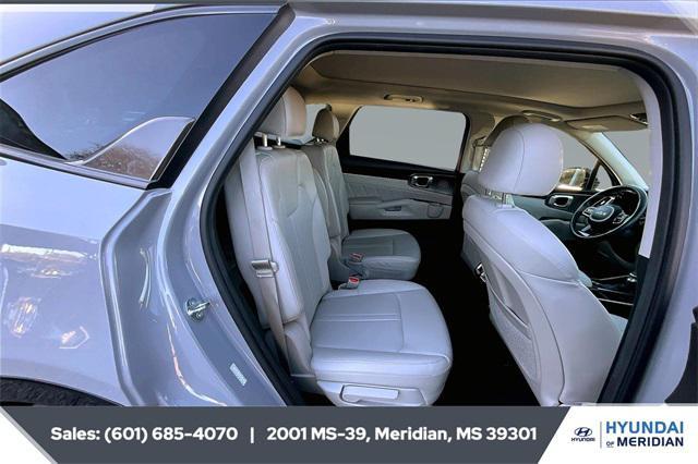 used 2023 Kia Sorento car, priced at $29,192