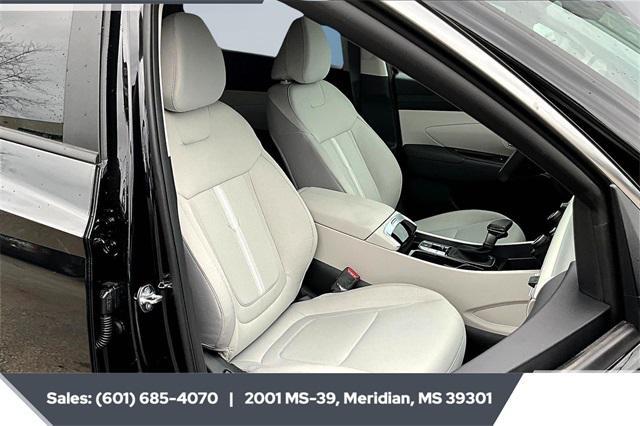 new 2025 Hyundai Tucson car, priced at $30,942