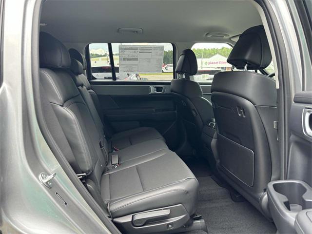 new 2025 Hyundai Santa Fe car, priced at $35,177