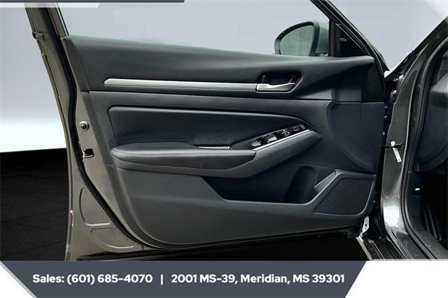 used 2023 Nissan Altima car, priced at $20,545