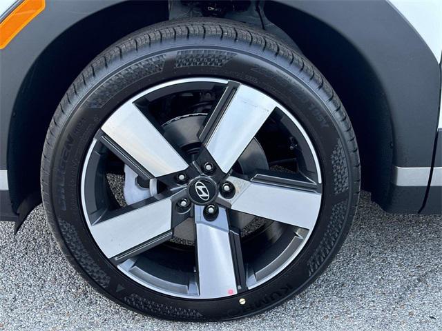 new 2025 Hyundai Santa Fe car, priced at $43,101