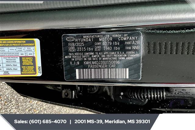 new 2025 Hyundai ELANTRA HEV car, priced at $24,181
