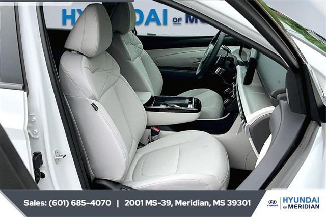 used 2025 Hyundai TUCSON Hybrid car, priced at $28,549