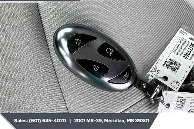 used 2025 Hyundai TUCSON Hybrid car, priced at $31,786