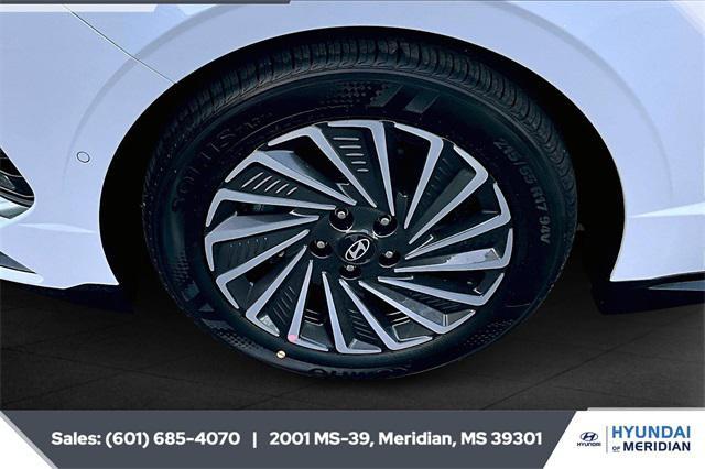 new 2026 Hyundai Sonata Hybrid car, priced at $38,920