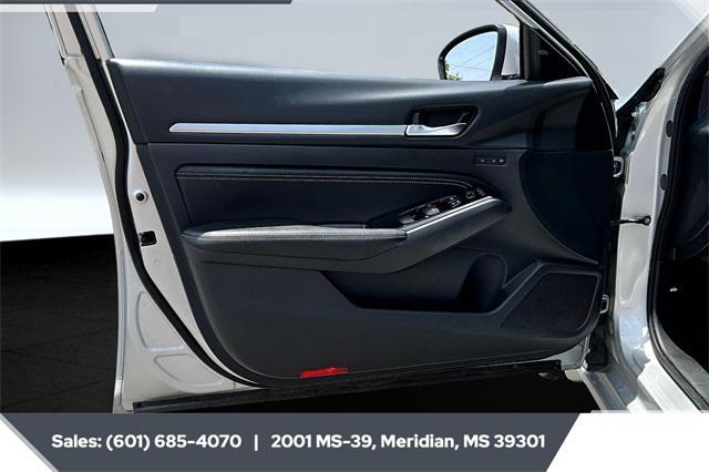 used 2020 Nissan Altima car, priced at $22,559