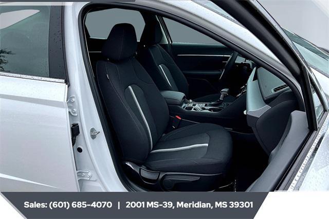 new 2025 Hyundai Sonata car, priced at $26,838
