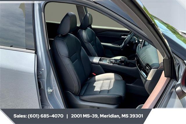 used 2023 Nissan Rogue car, priced at $28,609
