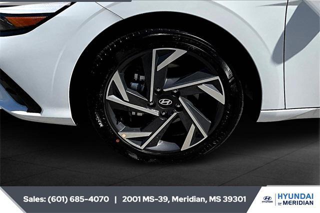 new 2025 Hyundai Elantra car, priced at $24,222