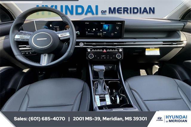 new 2025 Hyundai Tucson car, priced at $32,995