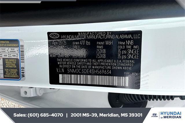 new 2025 Hyundai Tucson car, priced at $32,995