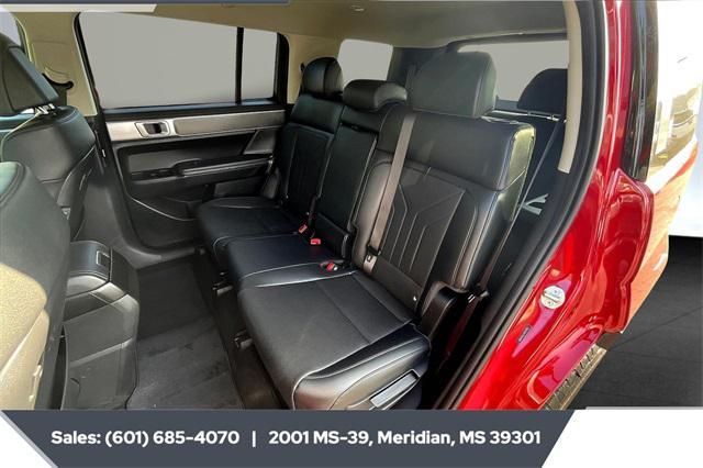 used 2024 Hyundai Santa Fe car, priced at $34,223