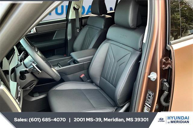 used 2025 Hyundai Santa Fe car, priced at $33,926