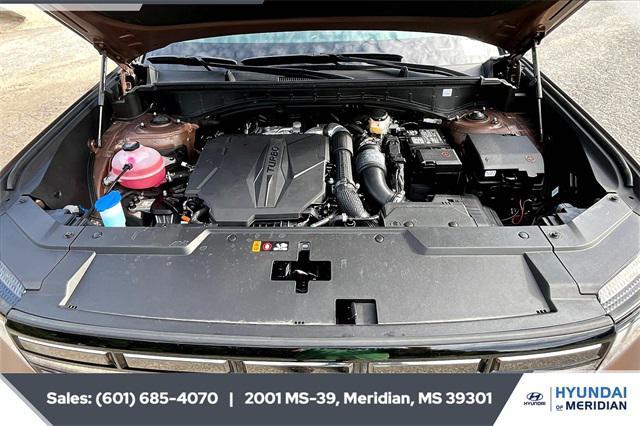 used 2025 Hyundai Santa Fe car, priced at $33,926