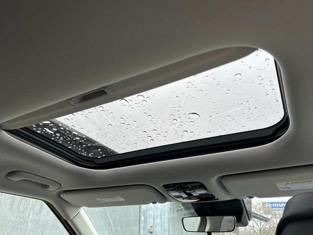 new 2025 Hyundai Santa Fe car, priced at $39,407