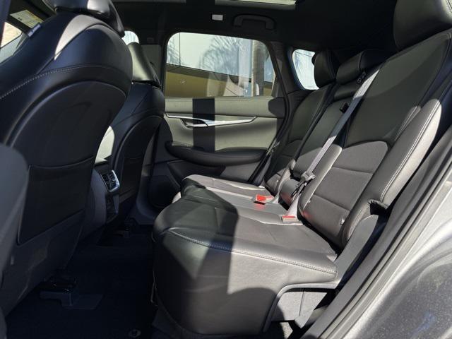 new 2025 INFINITI QX50 car