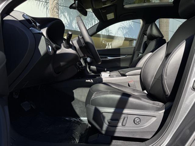 new 2025 INFINITI QX50 car