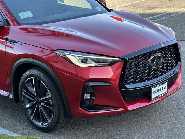 new 2025 INFINITI QX50 car, priced at $53,001