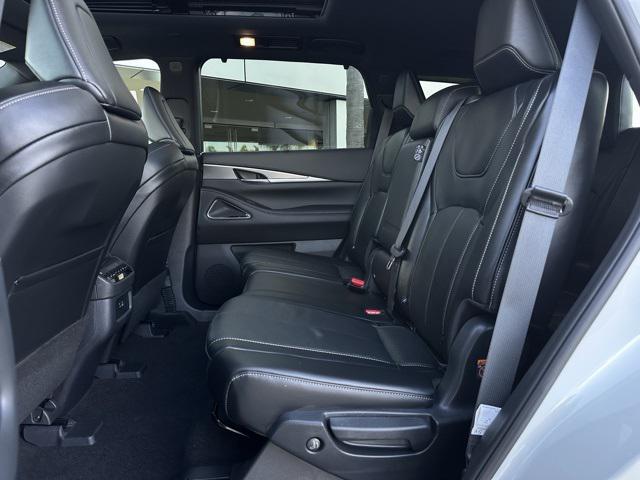 new 2025 INFINITI QX60 car, priced at $62,980