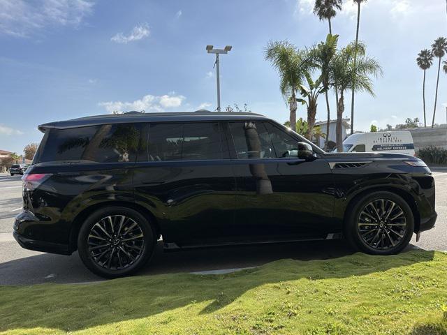 new 2025 INFINITI QX80 car, priced at $114,640